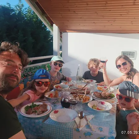 Dom wakacyjny Samuela Cozy Retreat Berat