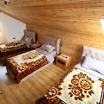 Samuela Cozy Retreat Дом отдыха Берат