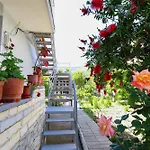 Ferienhaus Samuela Cozy Retreat