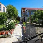 Samuela Cozy Retreat *
