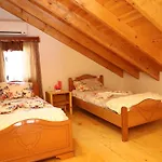 Samuela Cozy Retreat
