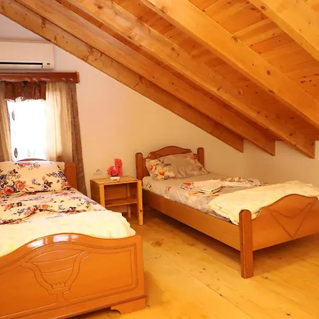 Samuela Cozy Retreat