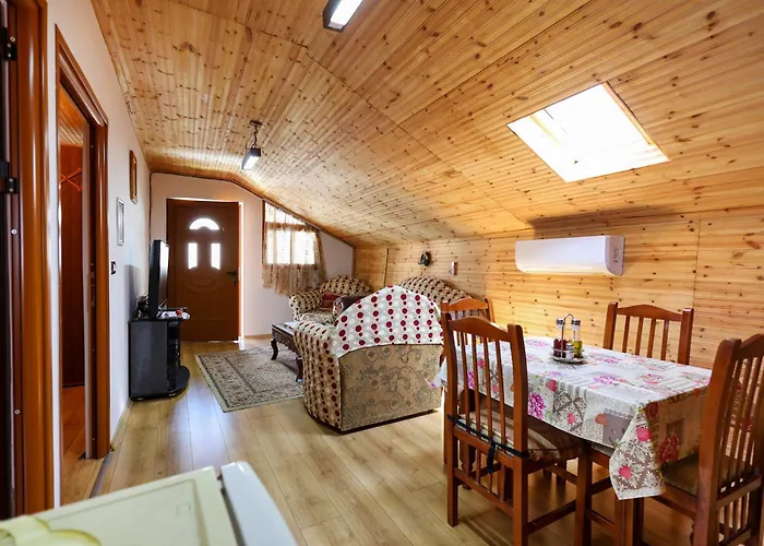 Samuela Cozy Retreat